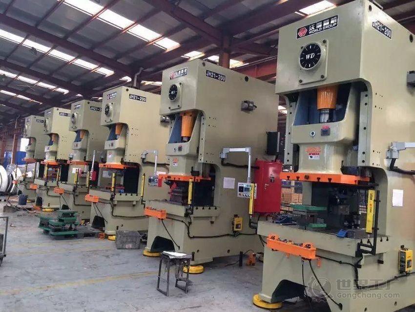 探索沃得精機(jī)沖床系列 氣動(dòng)、普通齒輪與雙軸龍門(mén)沖床的價(jià)值分析